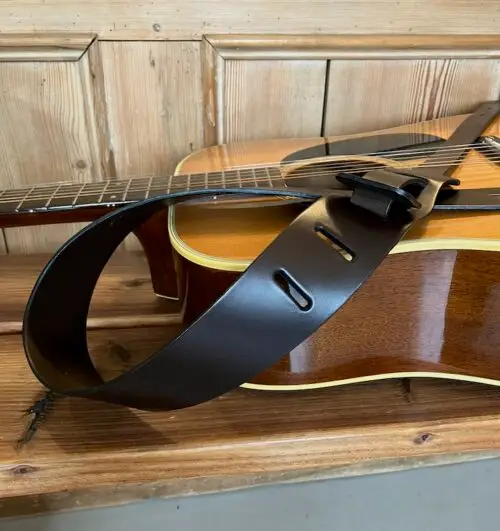 Guitarrem  / 40 mm